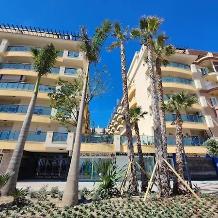 Apartment 1st Line Of The Beach, La Rada Beach! Ac,wifi,terrace, Private Parking *