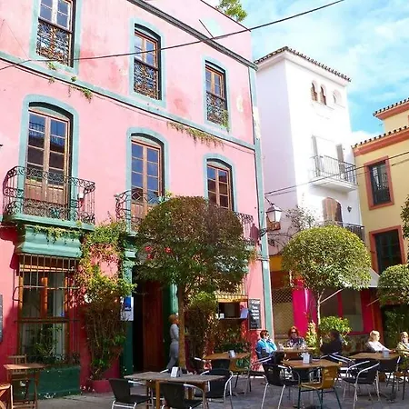 1st Line Of The Beach, La Rada Beach! Ac,wifi,terrace, Private Parking Appartement