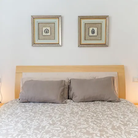 Apartment 1st Line Of The Beach, La Rada Beach! Ac,wifi,terrace, Private Parking *