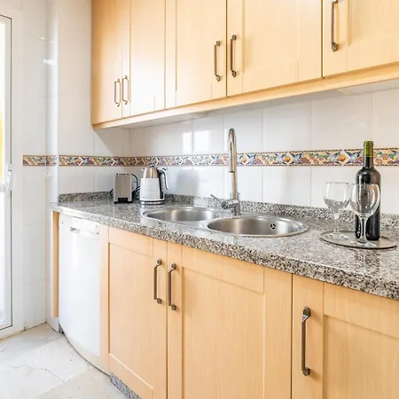 1st Line Of The Beach, La Rada Beach! Ac,wifi,terrace, Private Parking * Estepona